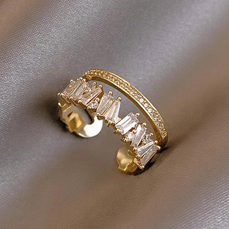 Light Luxury Gold Ring